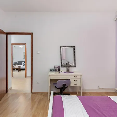 2 Bedroom Gorgeous In Kostrena