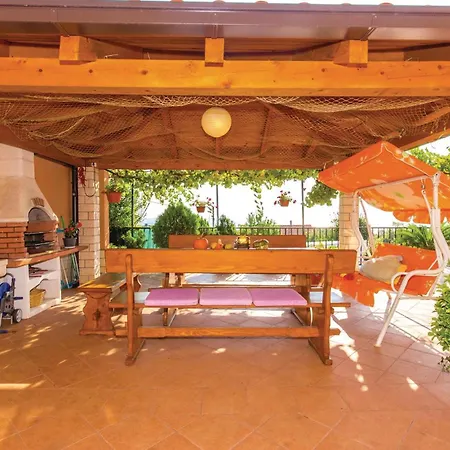 Appartamento 2 Bedroom Gorgeous In